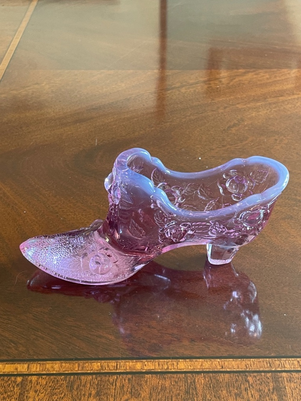 FENTON Rose Magnolia opalescent cabbage, and rose slipper